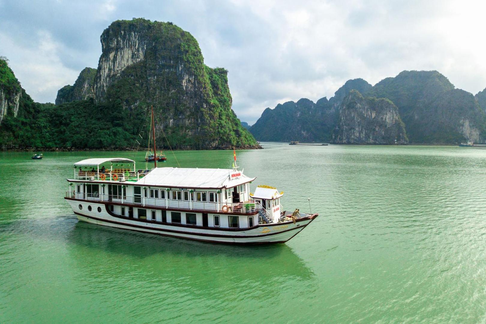 Cozy Bay Classic Cruise Ha Long Eksteriør bilde