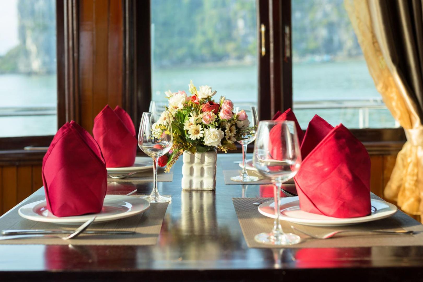 Cozy Bay Classic Cruise Ha Long Eksteriør bilde