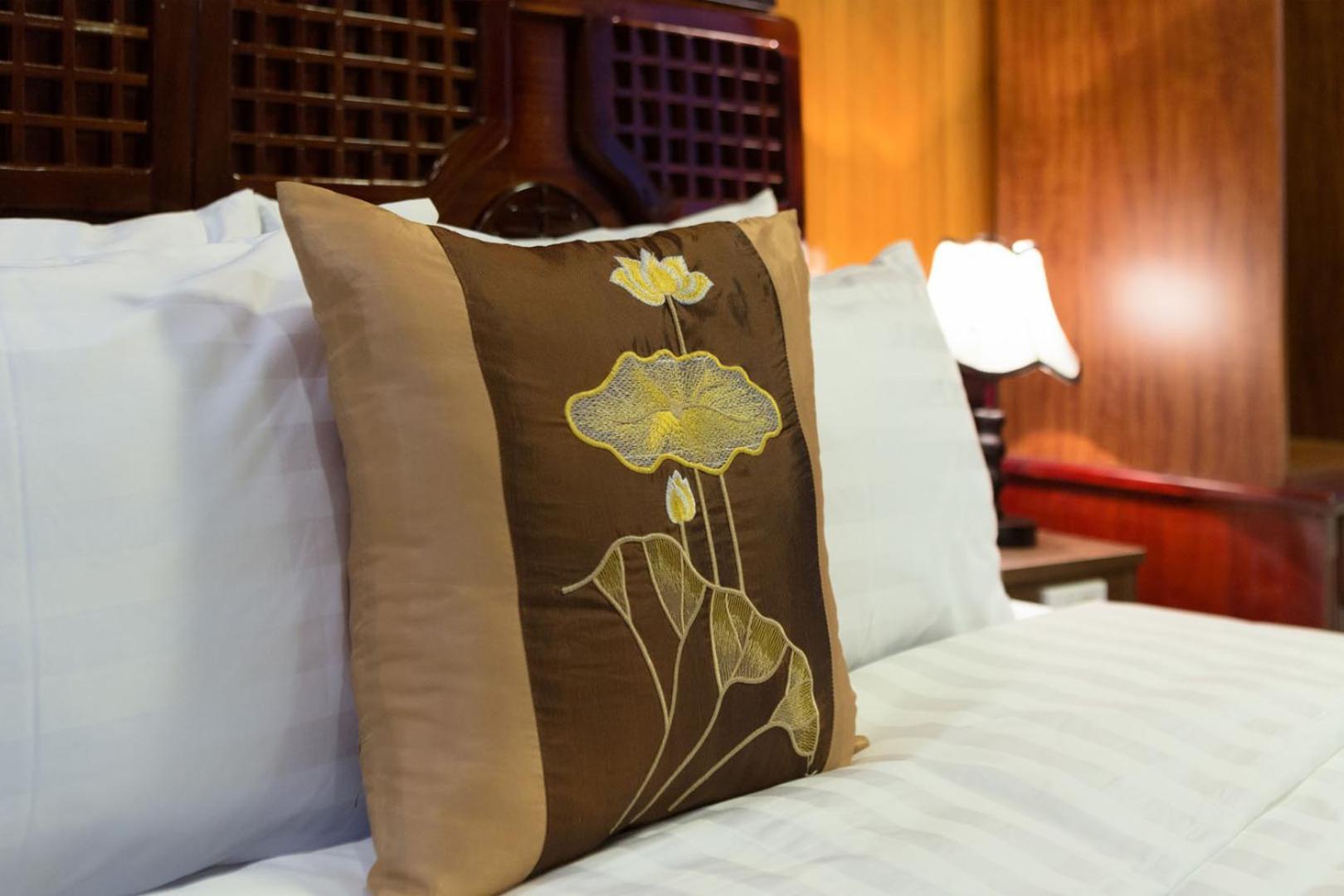 Cozy Bay Classic Cruise Ha Long Eksteriør bilde